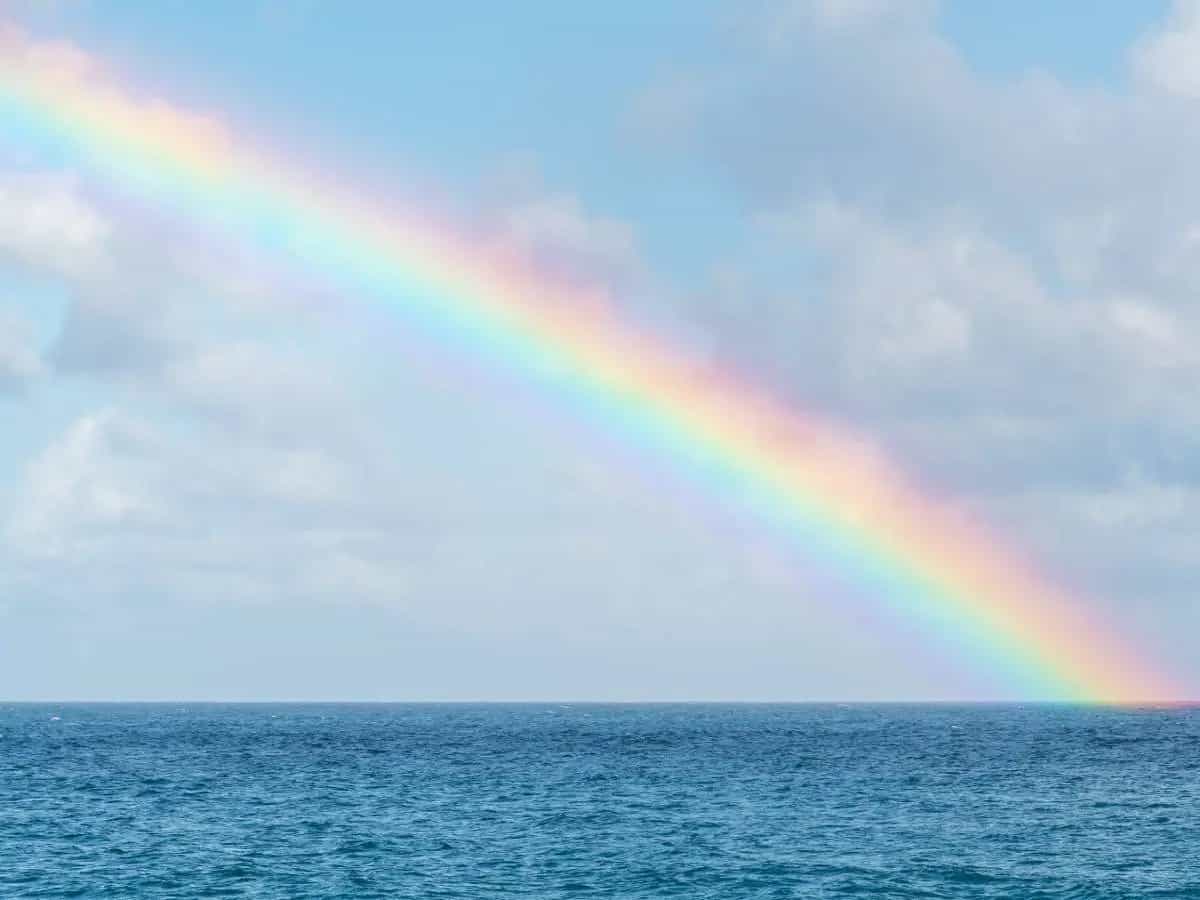 Frasi sull'arcobaleno, le più belle su natura, speranza e colori