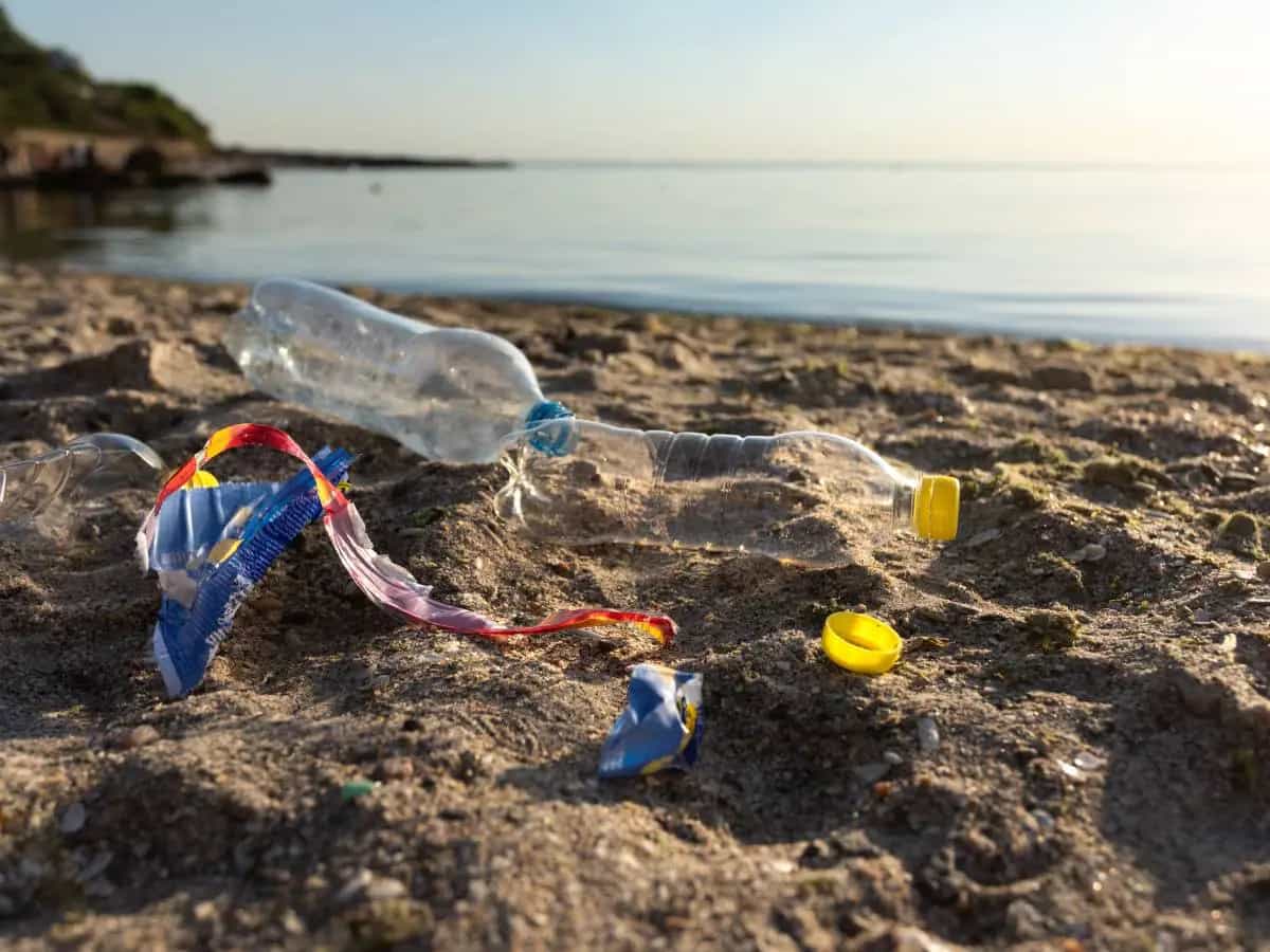 Rifiuti di plastica in mare, le cause più comuni che non ti aspetti