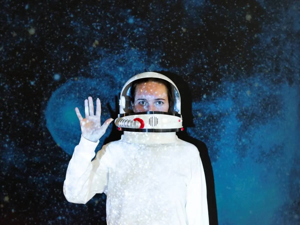 Alimentazione astronauti, il progetto HOBI-WAN per ottenere cibo dai batteri